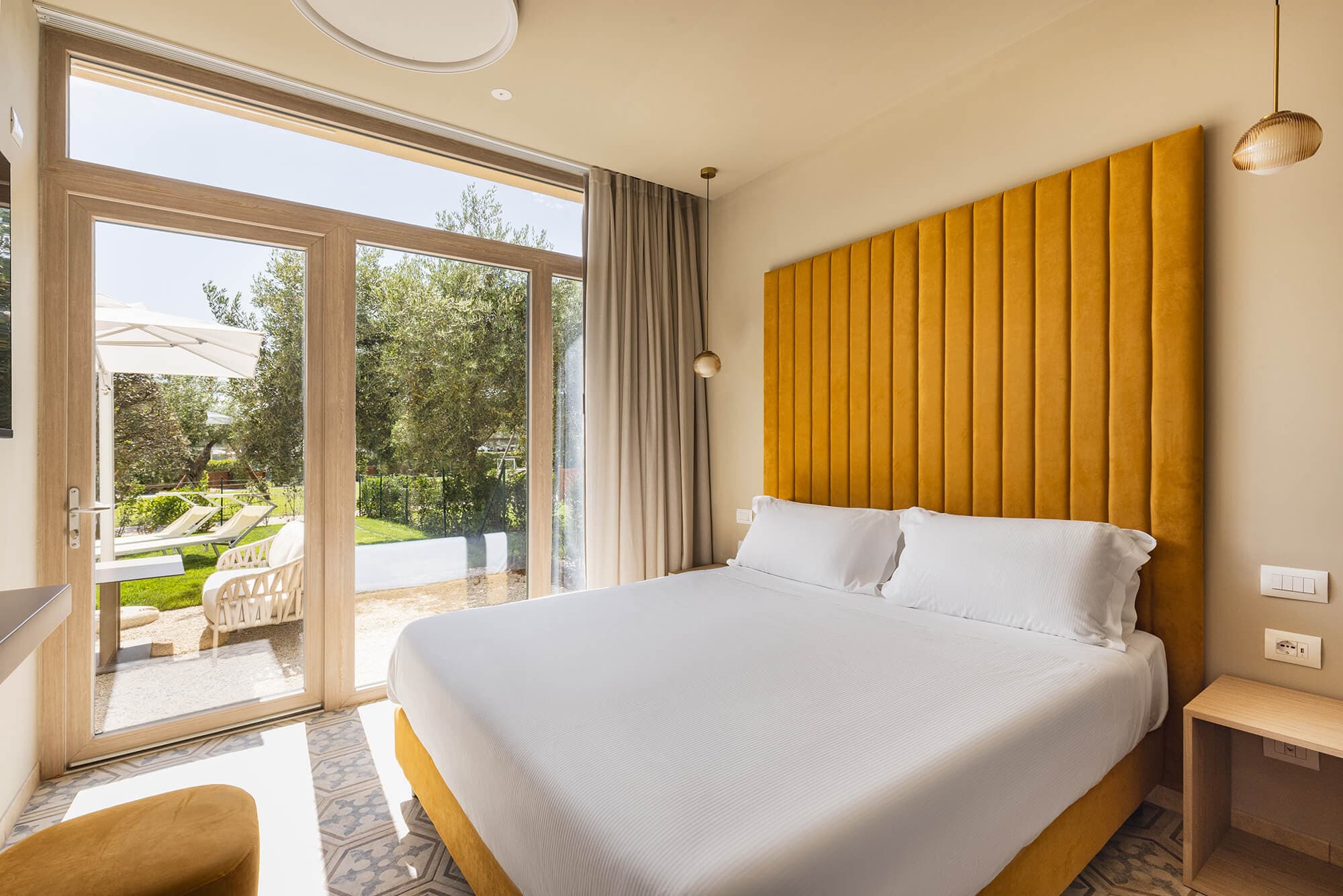 SUITE APARTMENT CON GIARDINO PRIVATO CON OPZIONE JACUZZI